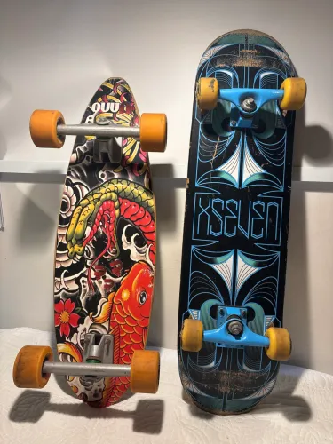 COMBO: dois skates em muito bom estado!