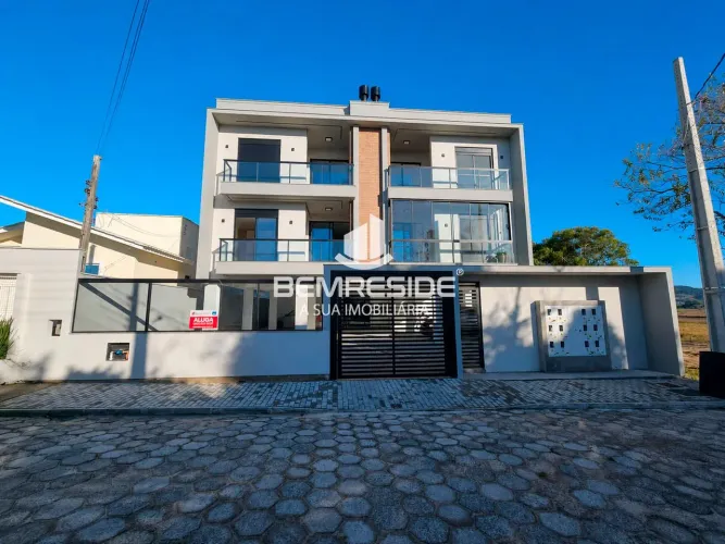 Apartamento novo no centro de Jaguaruna