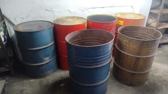 Tambores usados de 200 Litros