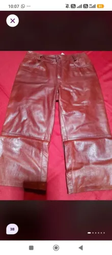 calça 100 %couro feminina nr 38cor marron puxando pro bordomarca bany pel