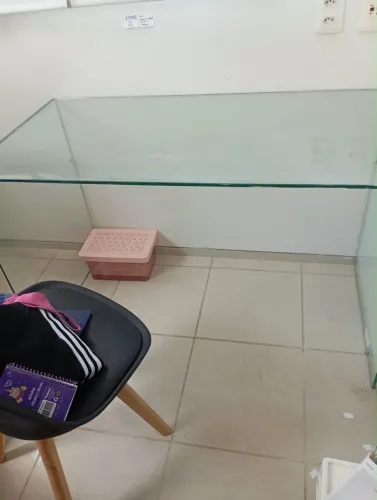 MESA DE VIDRO ESTUDOS