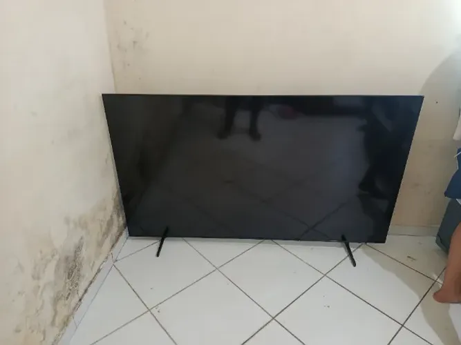 TV Samsung 65 Polegadas com defeito