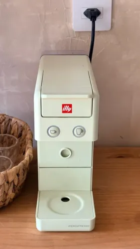 Cafeteira illy