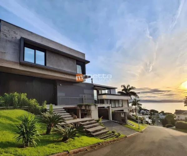 Casa de Condomínio em condomínio à Venda em Cacupé, Florianópolis - SC