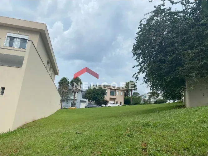 Lote em condomínio em Alameda Draco - Alphaville - Santana de Parnaíba/SP