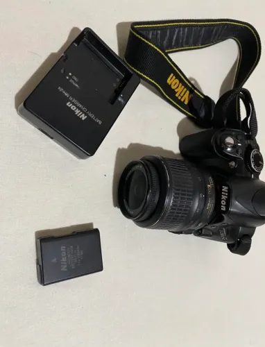 Câmera fotográfica Nikon D3100