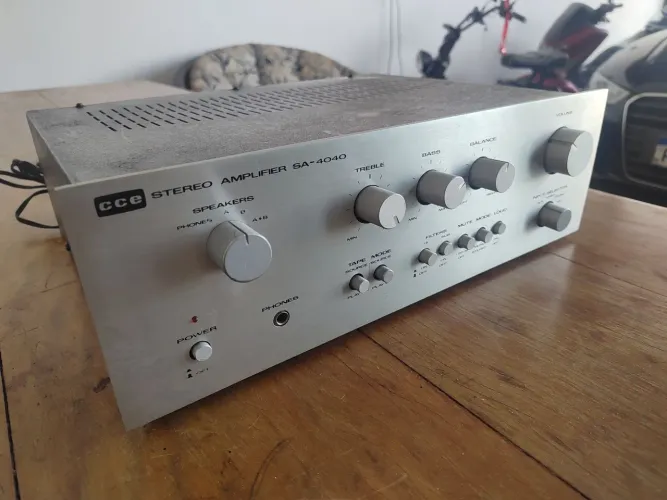 Amplificador CCE 4040