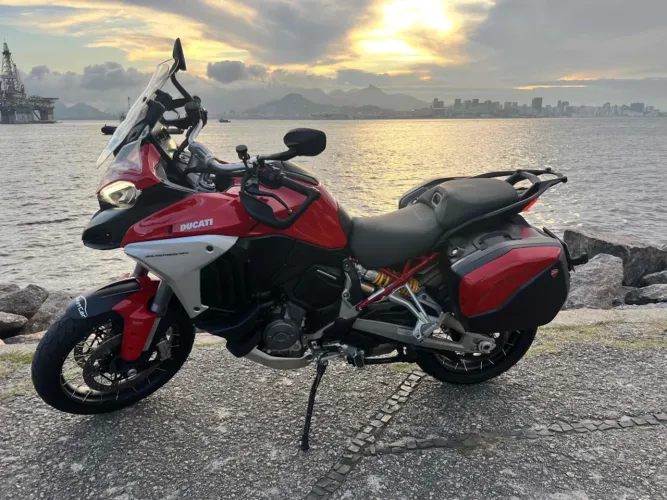 Ducati Multistrada 1200 v4 s 2022