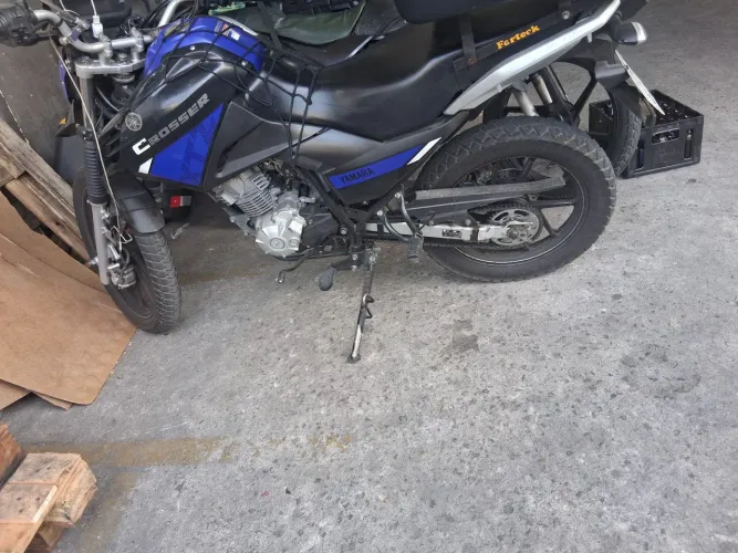 Vendo crosser ou troco por xre190