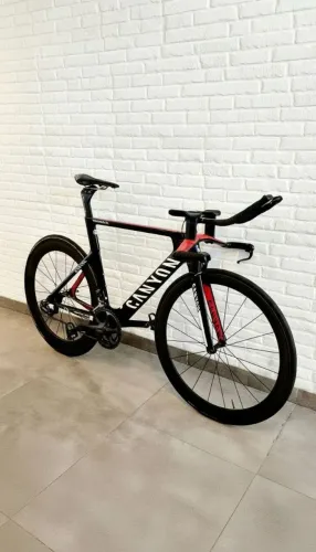 Canyon Speedmax CF - Triatlhon - Bicicleta