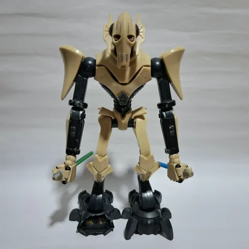 General Grievous - Star Wars: The Clone Wars - Force Battlers | Hasbro