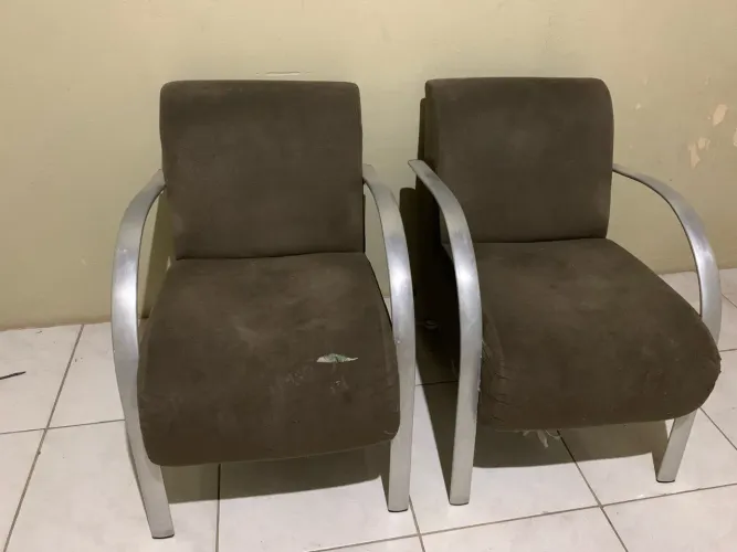 Duas poltronas usada para reforma - R$ 80