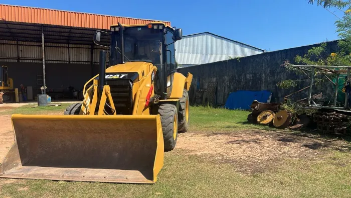 RETRO CAT 416F2 DISPONÍVEL 