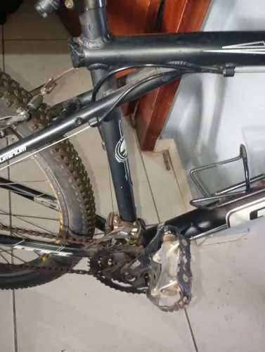 Bicicleta GTI modelo Avalanche 3.0 alumínio 6061
