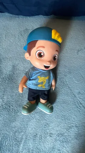 Boneco Lucas Neto 