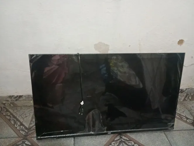 Tv com a tela trincada