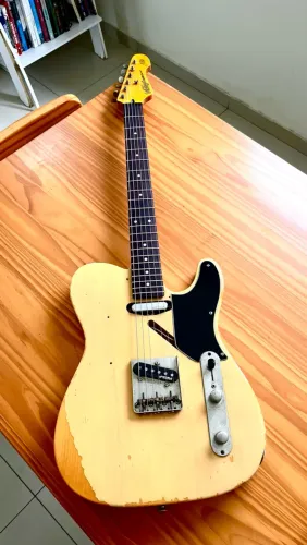 Telecaster Vintage V62