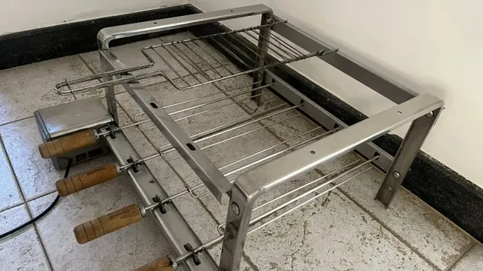 Griil inox moderno giratório para churrasco 