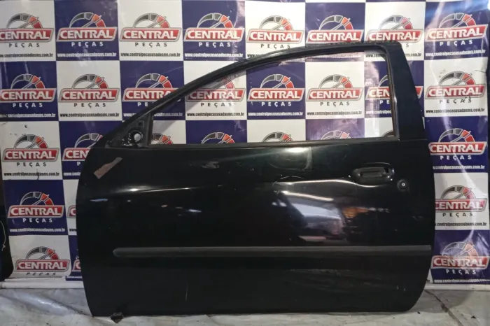 Porta dianteiro esquerda Ford Ka 2008/13