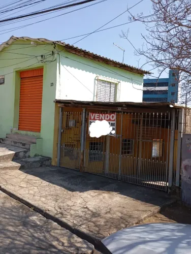 Três propriedades no mesmo terreno Centro - Itapevi - SP