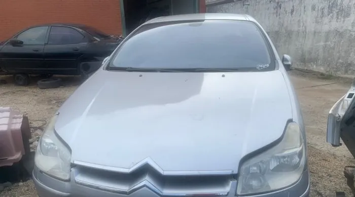 Sucata Citroen C5 2005 2.0
