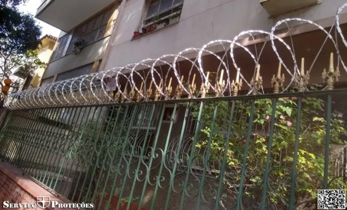 Instalação de cerca concertina para condomínios e síndicos