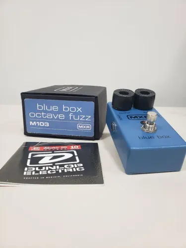 Pedal Blue Box Octave Fuzz Dunlop MXR M 103 (aceito trocas)