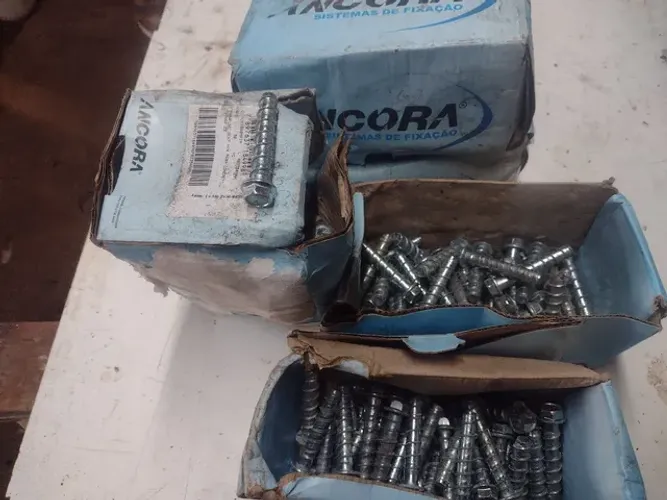 Parafuso para concreto