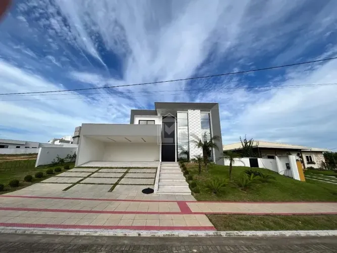 Livia Machado vende Casa alto padrão no condomínio Alphaville Jacuhy
