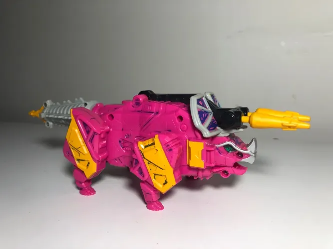 Power Rangers Dino Charge Tricerátopo Rosa Carregador Megazord Zord Builder Bandai