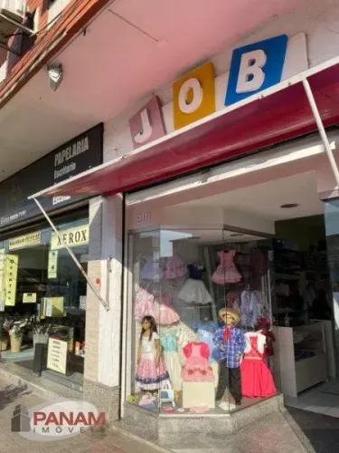 Loja em Passo da Areia com 39.86 m² .