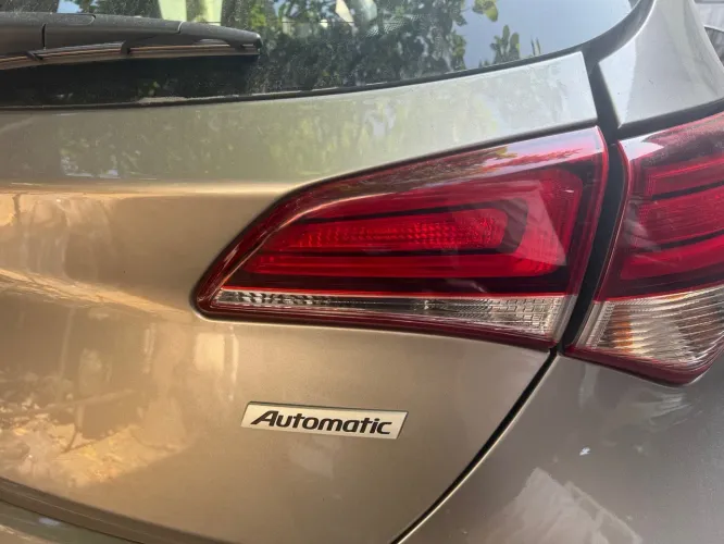 LANTERNA DIREITA DE LED HYUNDAI HB20 HATCH ORIGINAL 