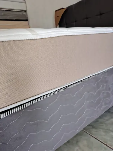 COLCHÃO QUEEM MOLAS ENSACADAS