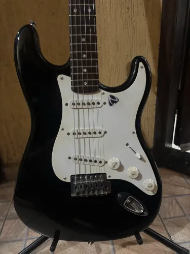 Guitarra fender strato 