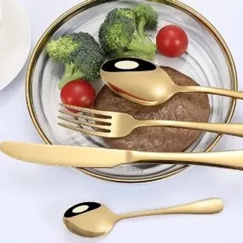 Talheres cor de ouro dourado