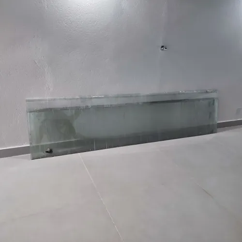 Vendo vidro ideal para pergolado