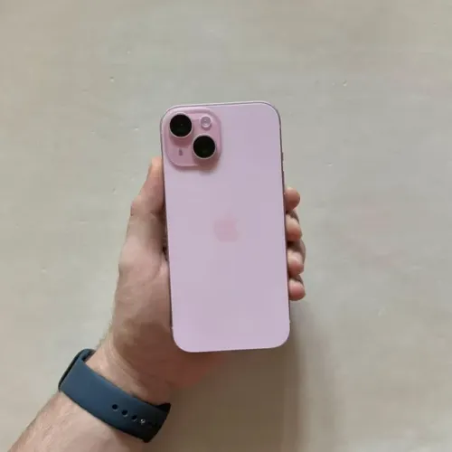 iPhone 15 128GB (Impecável)