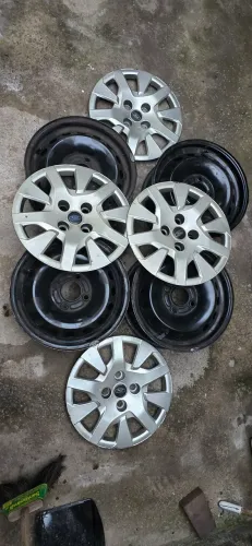 Jogo de Rodas e Calotas Aro 14 Ford ka, Fiesta, New Fiesta