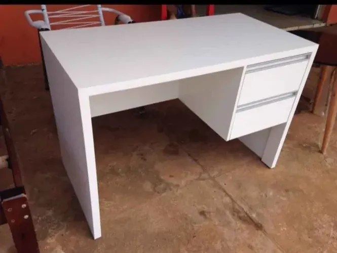 Mesa escritorio em MDF 110x75x55
