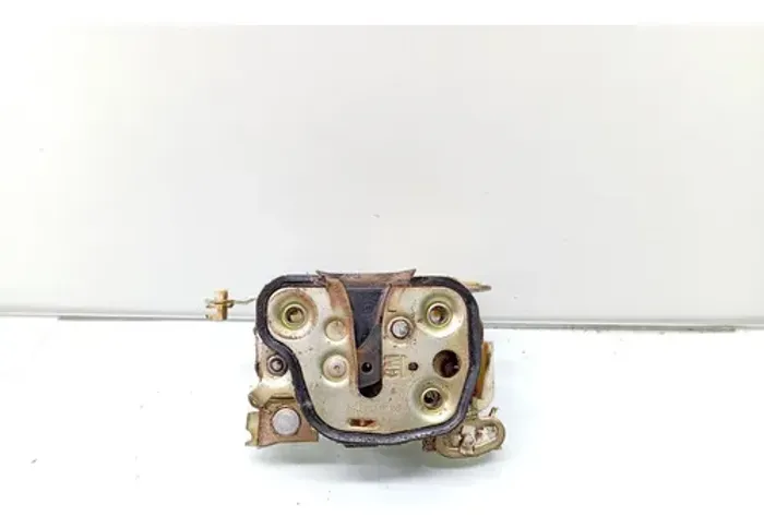 Fechadura Porta Dianteira Esquerda Gm Corsa 2009