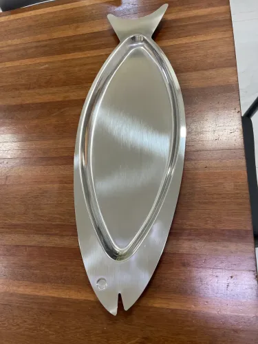 Serviço inox para peixe