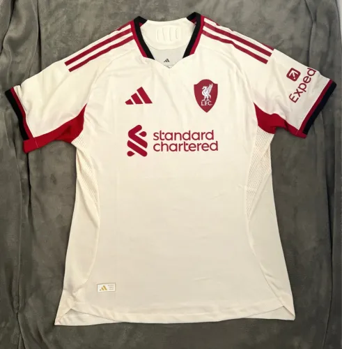 Camisa Liverpool 2025 - Modelo jogador - Oficial