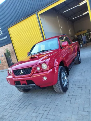 Mitsubishi L200 Outdoor HPE 2.5 4X4 CD T.dies. Mec. 2012