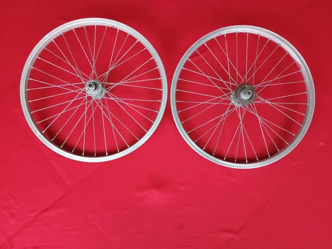 Par de rodas aro 20 