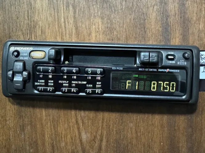 Toca fita radio Pioneer keh-p4250 novo zero na promoção