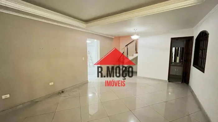 Sobrado com 3 dormitórios para alugar, 250 m² por R$ 4.500,00/mês - Guilhermina - São Paul