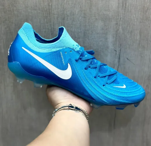 chuteira Nike e Adidas importadas.