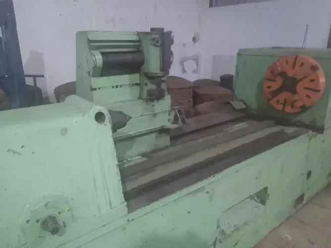 TORNO MECÂNICO FRESADOR