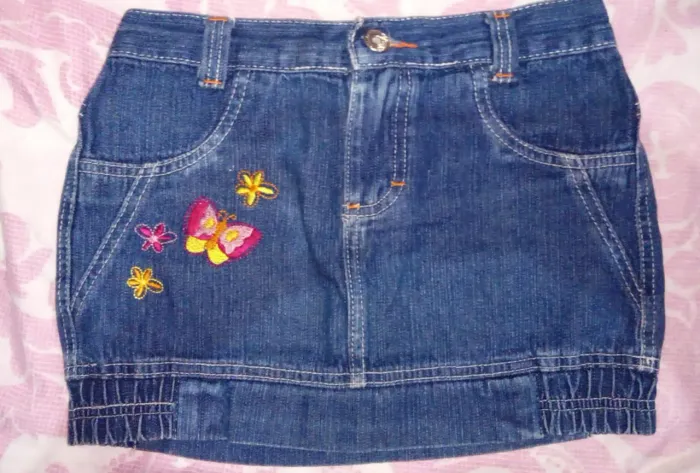 Saia Jeans Infantil com Detalhes Bordados
