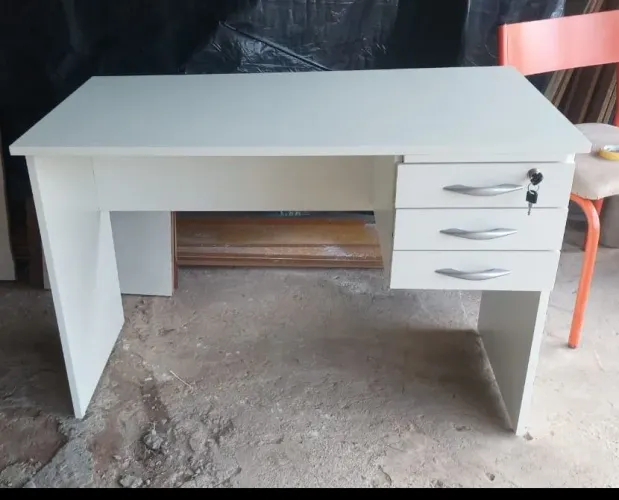 Birô novo 100%mdf branco
